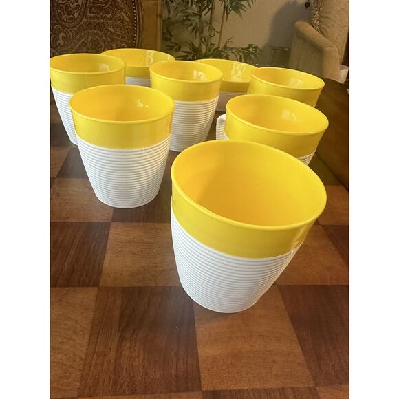 Lot Of 8 Mid Century Raffiaware By Thermo-Temp Yellow Pedastal Bowls and Cups - Picture 2 of 7